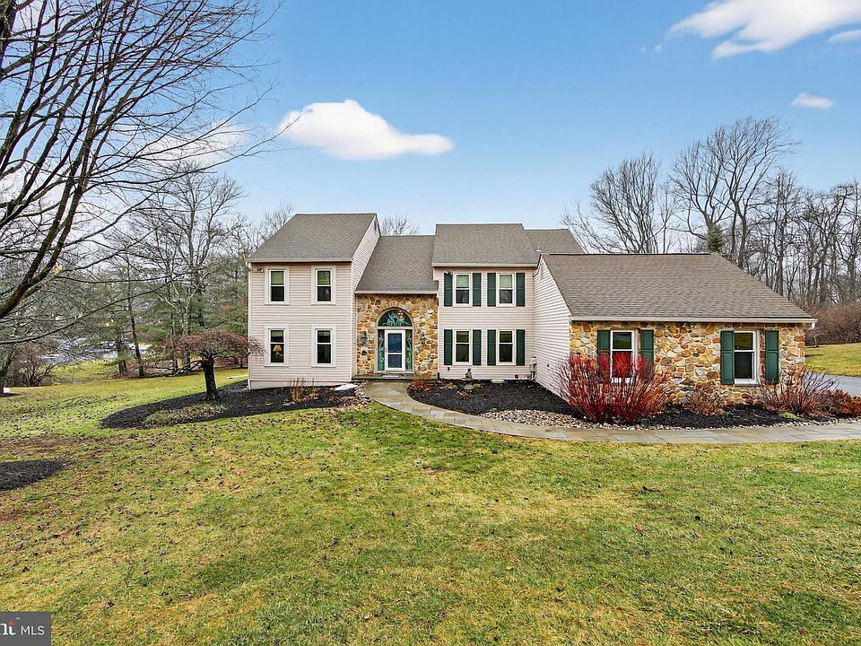 1st image of 1533 Glenmont Ln