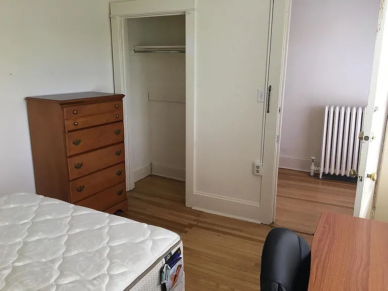 614 E Buffalo St — Photo 18