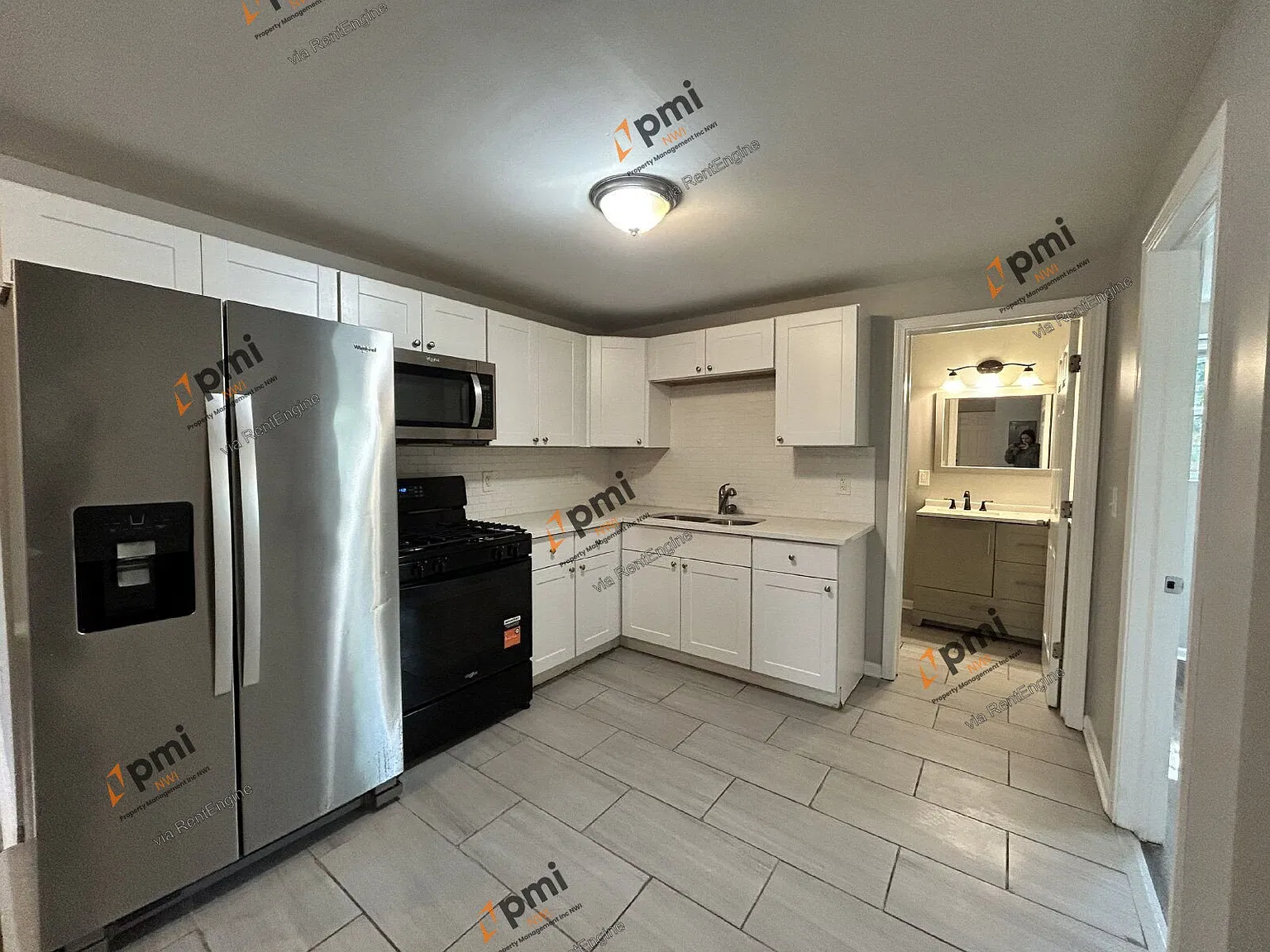 2 bed, 1.0 bath, 900 sqft, $1,395 — Photo 3