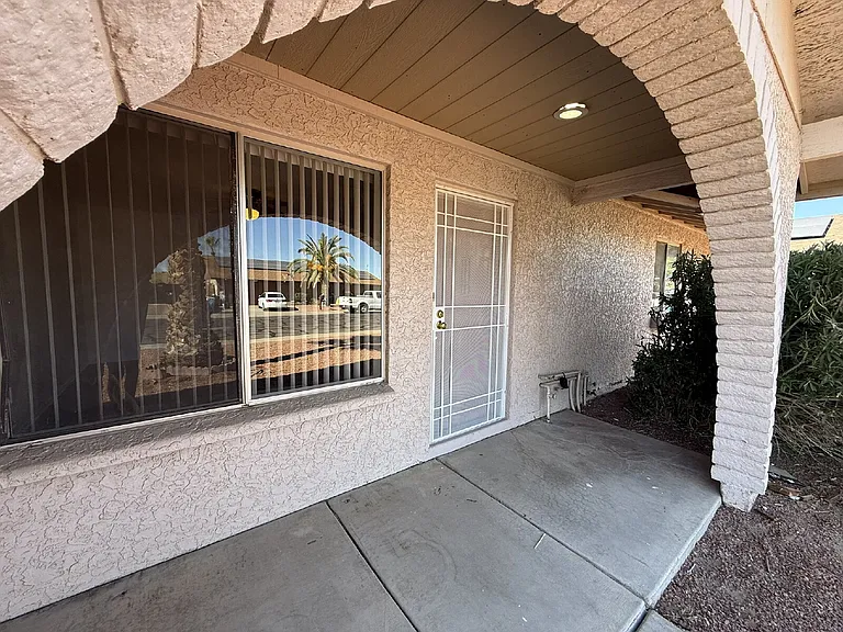 4138 W Campo Bello Dr — Photo 2
