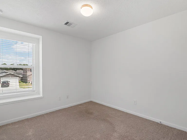 647 Ash Mill Dr — Photo 15