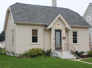 1923 S 14th St, Sheboygan, WI 53081