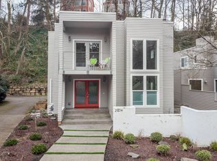 2934 SE Berkeley Pl, Portland, OR