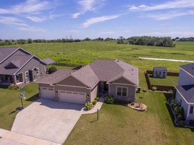 703 E Country Ridge Dr, Mahomet, IL, 61853