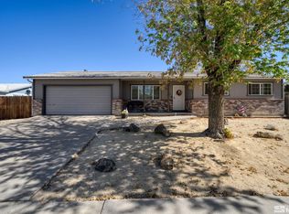 425 7th St, Fernley, NV 89408