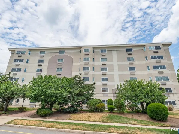 310 Lookout Ave APT 505, Hackensack, NJ 07601