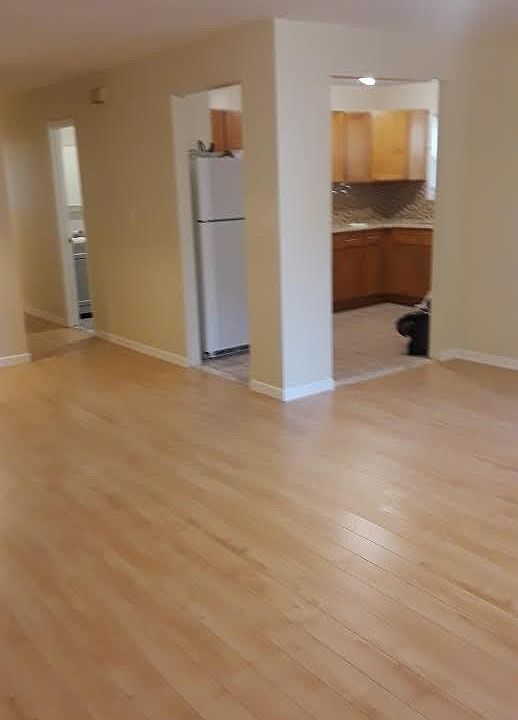 2nd image of 16707 140th Ave