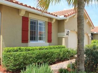 6475 Oxford Cir, Vero Beach, FL 32966
