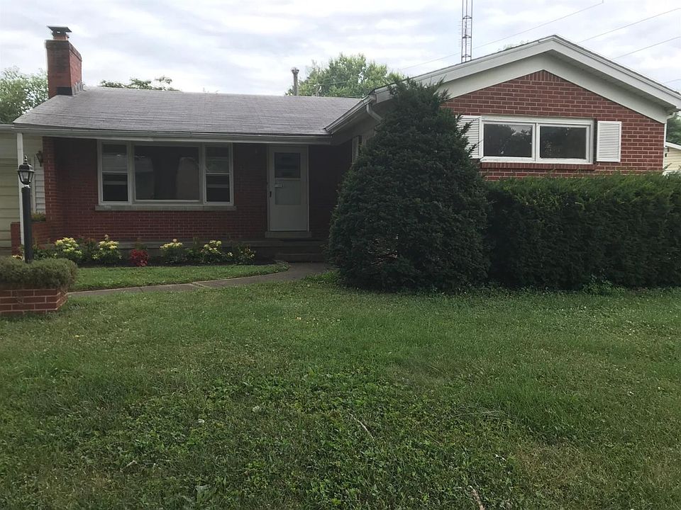 2nd image of 100 Linden Ct