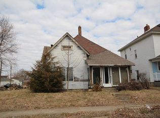 906 W Powers St, Muncie, IN 47305