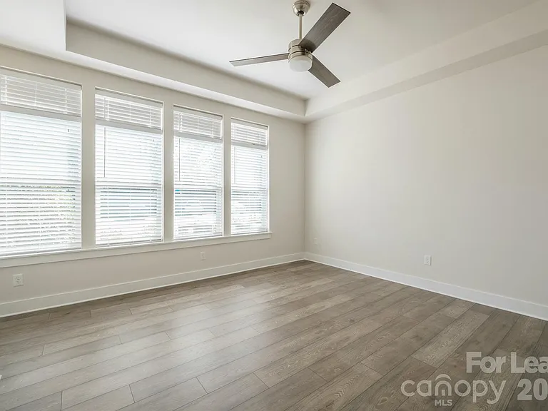 935 McAlway Rd — Photo 7