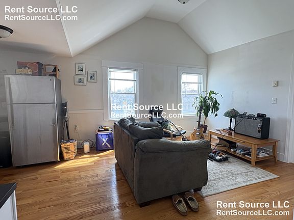 5th image of 195 Hampshire St #3