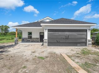 122 Avenue B, Moody, TX 76557