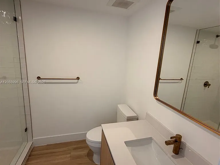 90 NE 32nd St #823 — Photo 7