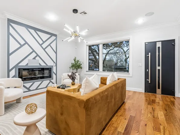 865 Summit Avenue image 5 of 38