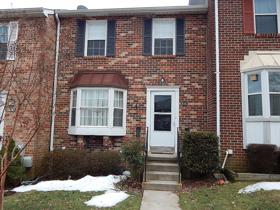 1st image of 816 Tilghman Dr
