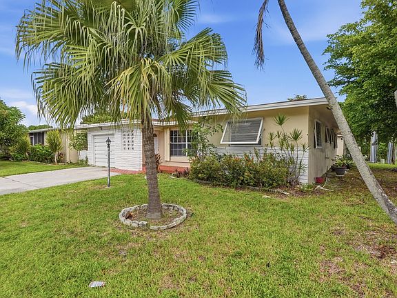 4th image of 901 NW 48th Place