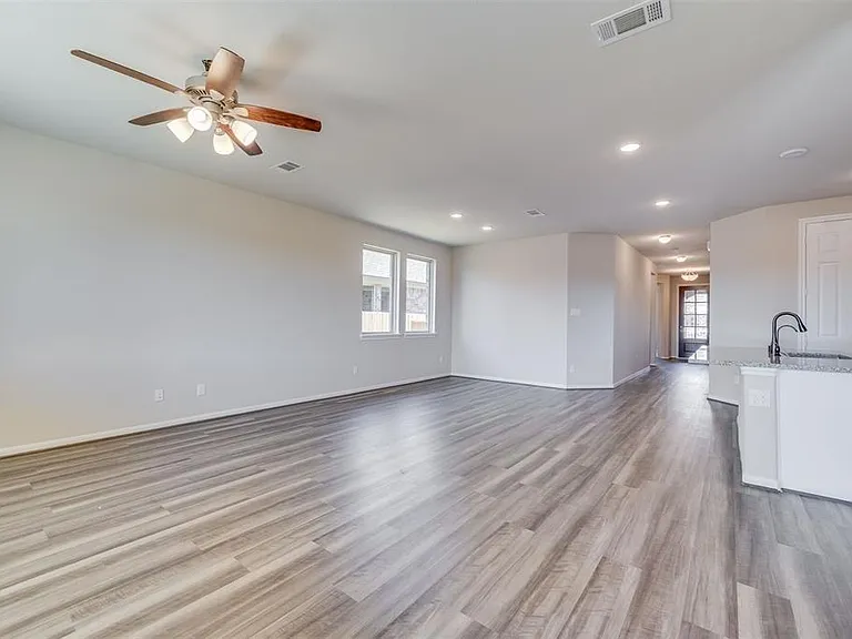 2639 Westward Hill Dr — Photo 4