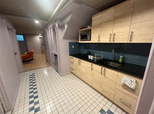 1790 Lanier Pl NW #B, Washington, DC 20009