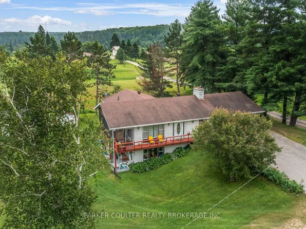 236 Queen St, Burk's Falls, ON P0A 1C0