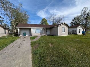 3830 W Lynwood Dr, Beaumont, TX 77703