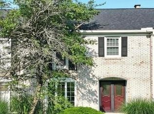 824 S Chillicothe Rd, Aurora, OH 44202