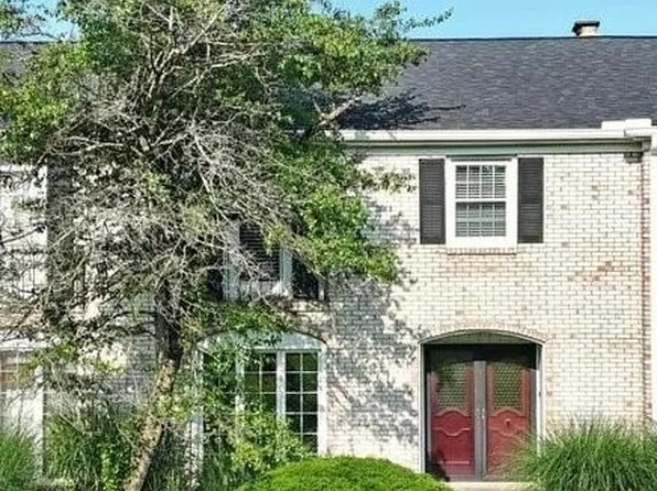 824 S Chillicothe Rd, Aurora, OH 44202