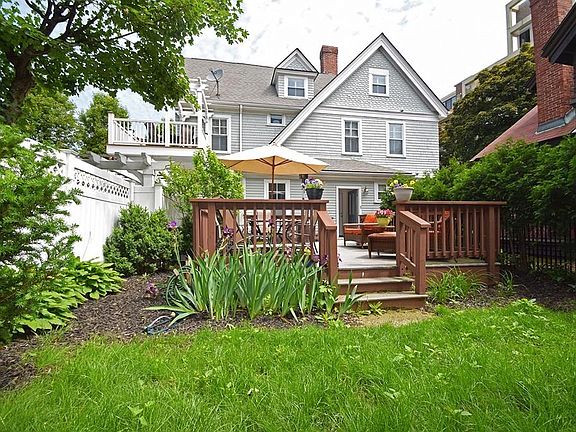 4th image of 51A Sewall Ave #0
