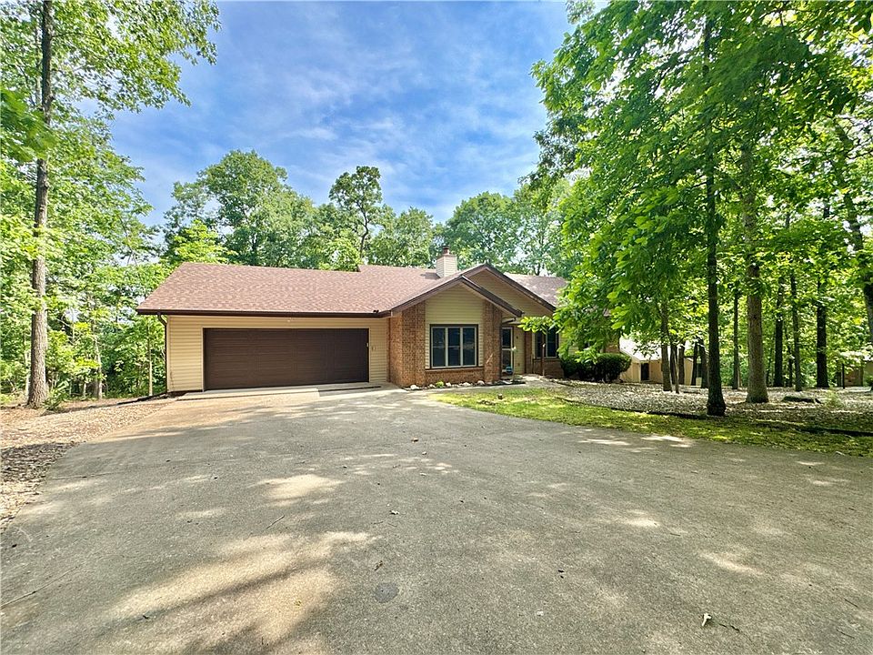 1st image of 16 Sandwick Pl