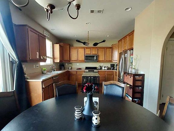 3rd image of 13835 Ochre Ln