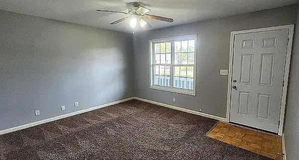 2 bed, 918 sqft, $1,025 — Photo 2