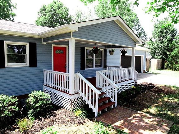 Beautiful ranch...basically new house