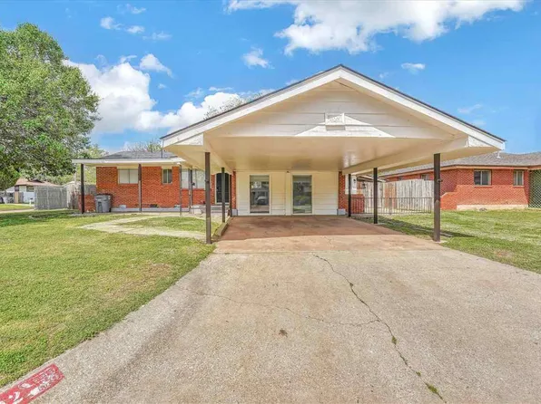 402 NW 55th St, Lawton, OK 73505