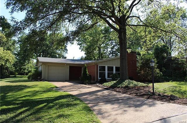 1st image of 5024 Foxdale Dr