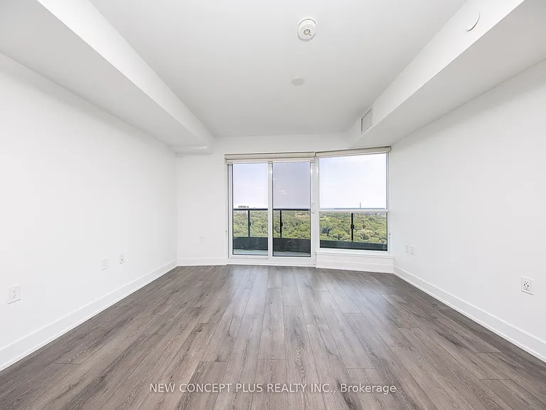 585 Bloor St E #1718 — Photo 9