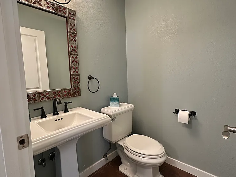 700 Jasmine Pl NW — Photo 11