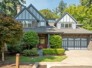 4255 Chad Dr, Lake Oswego, OR 97034
