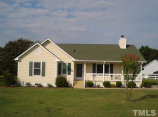 17 Wallace St, Angier, NC 27501
