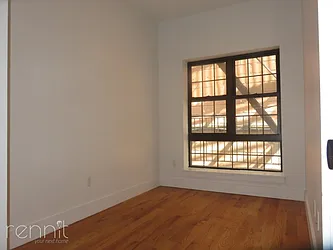 Rented by Rennit Inc.