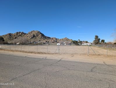 Ridgemist St, Palmdale, CA, 93591