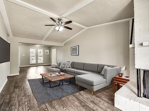 3rd image of 7920 Mirage Valley Dr