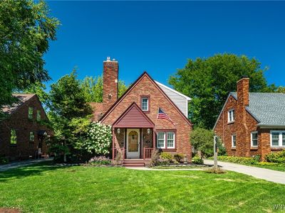 156 Highland Pkwy, Buffalo, NY, 14223