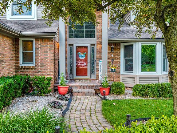 2nd image of 42790 Ledgeview Dr