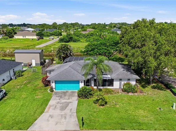 1529 Crestwood Cir W, Lehigh Acres, FL 33936