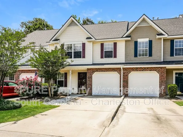 302 Pine Bluff Dr, Summerville, SC 29483