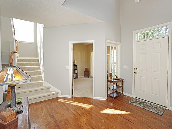 4th image of 6222 Sand Hills Dr