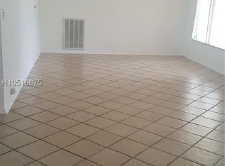 4820 Harrison St, Hollywood, FL 33021