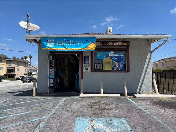 4th image of 3108 Adelia Ave