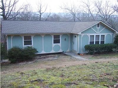 1st image of 307 Yorkshire Ln