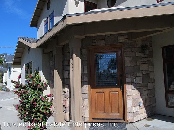 3rd image of 272 Agnus Dr